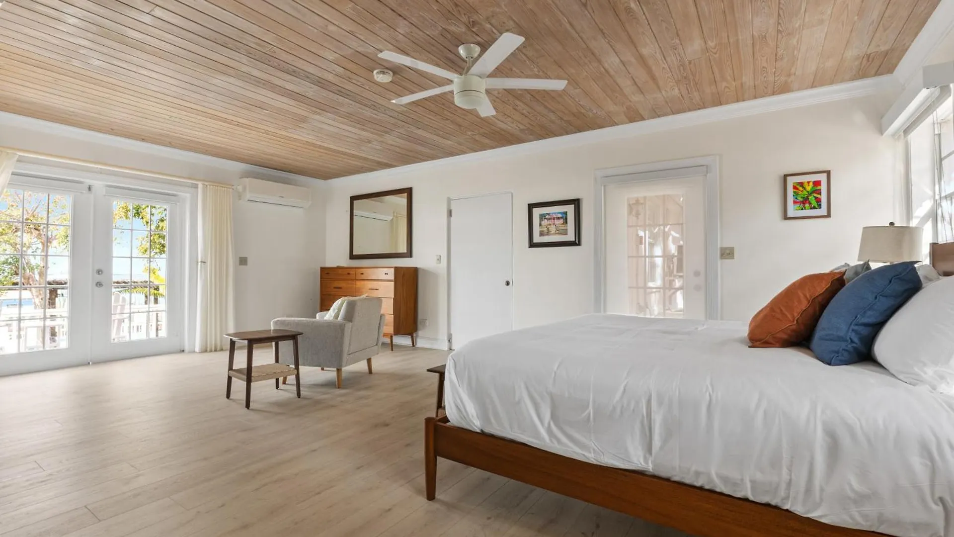 *** Hotel Romora Bay Resort & Marina Dunmore Town Bahamas