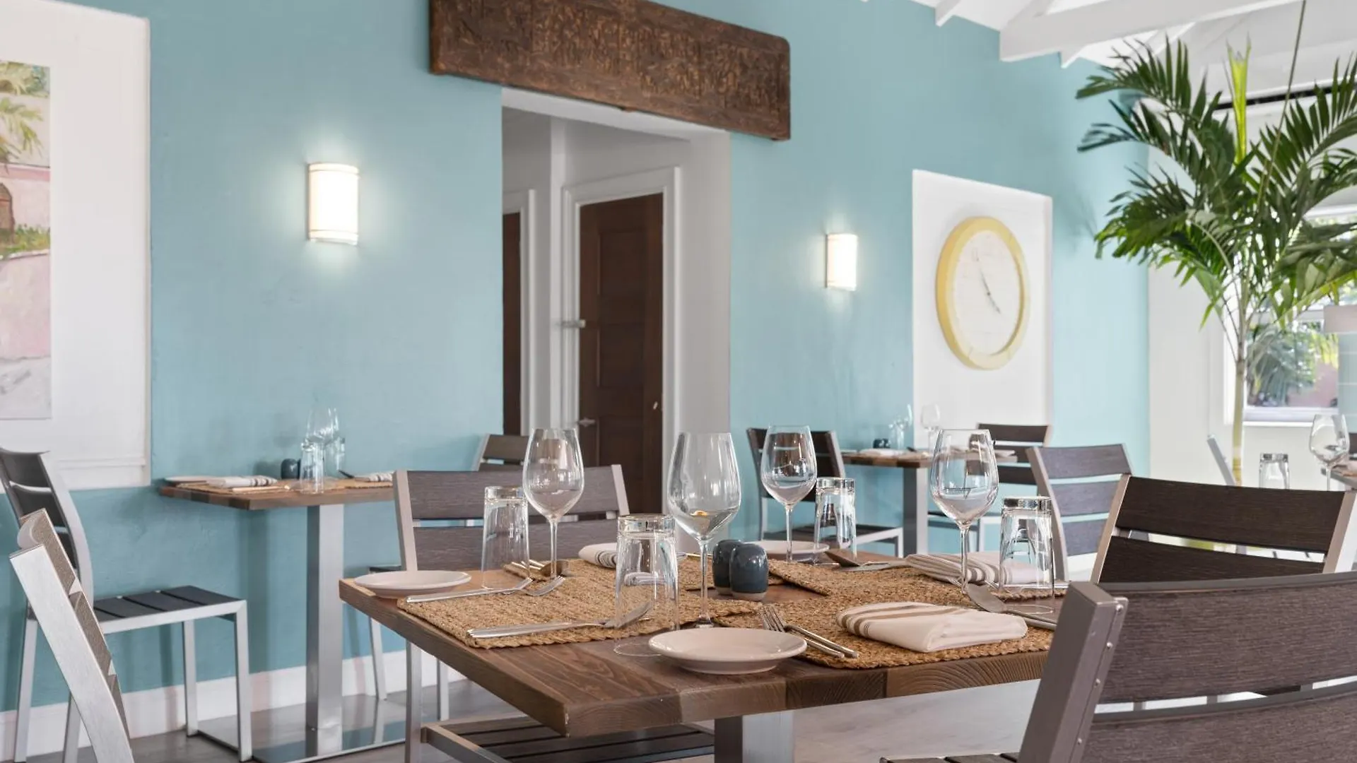 *** Hotel Romora Bay Resort & Marina Dunmore Town Bahamy