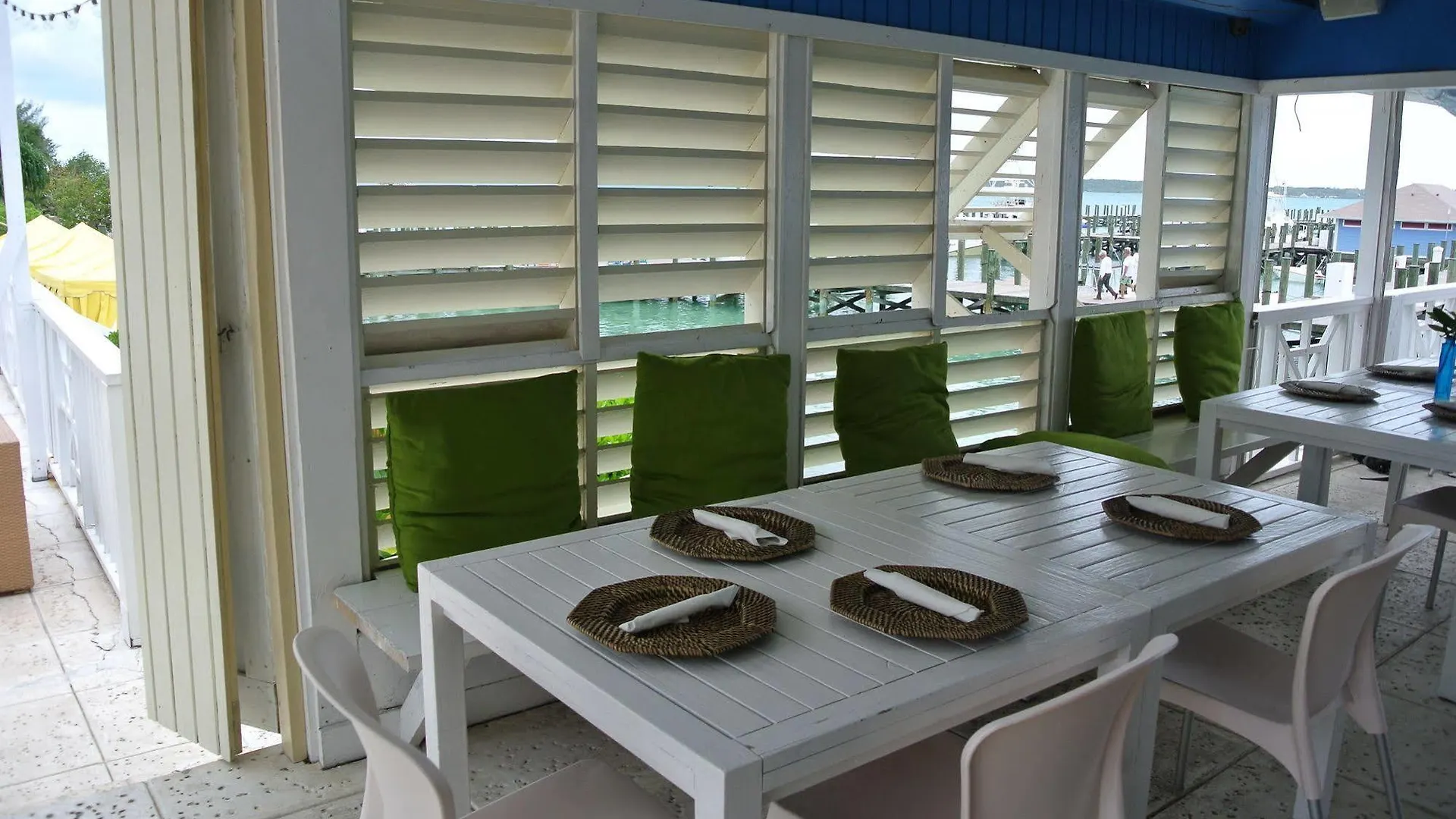 Romora Bay Resort & Marina Dunmore Town Hotel